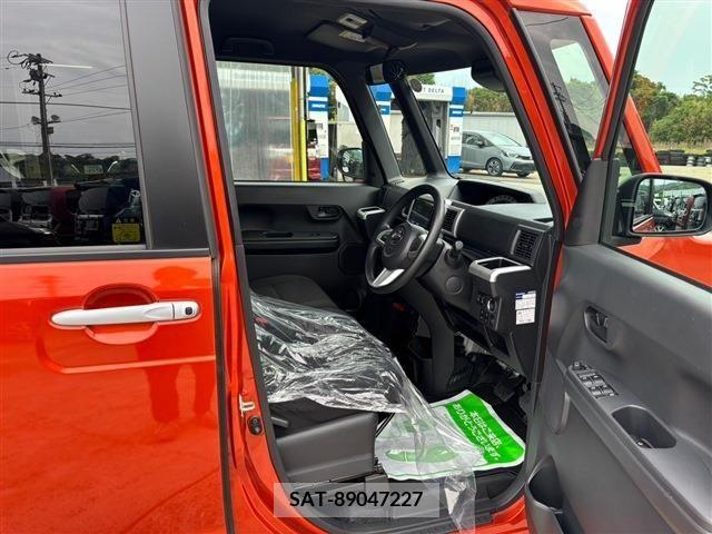 Daihatsu WAKE 2020-05 290140-13