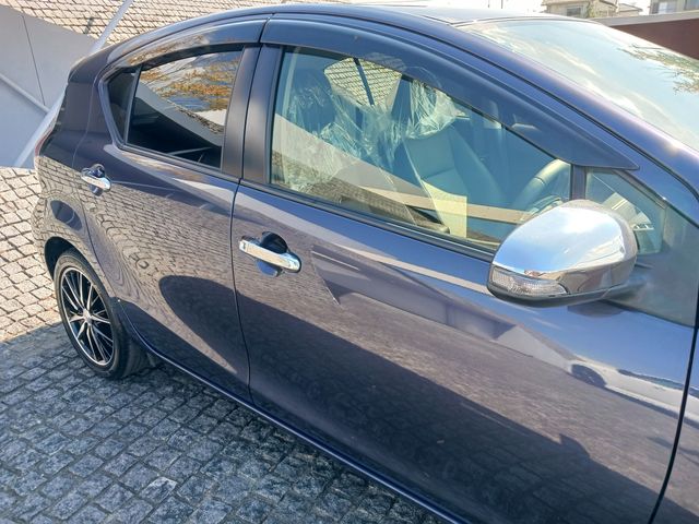 Toyota AQUA 2015-10 10755-4