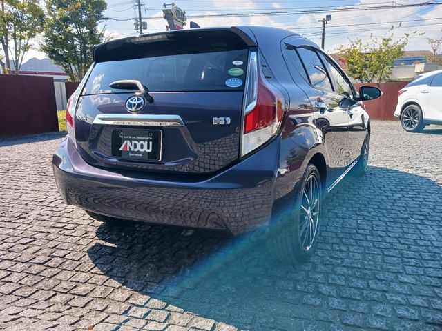 Toyota AQUA 2015-10 10755-6