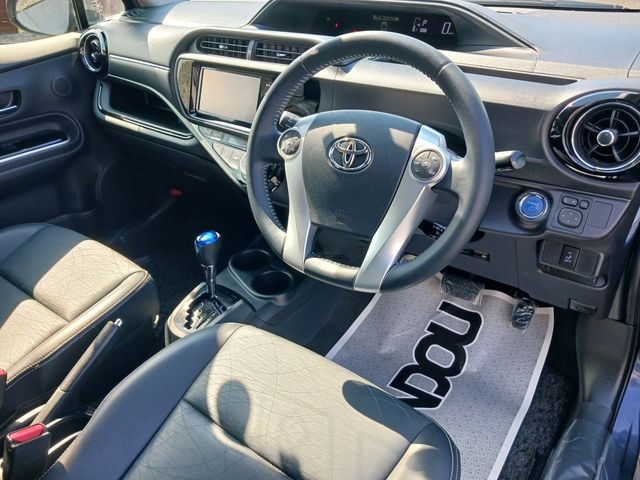 Toyota AQUA 2015-10 10755-10