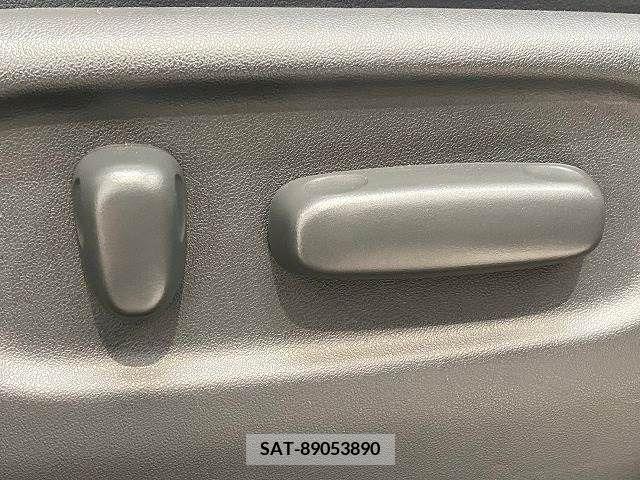Toyota ESTIMA 2013-07 359860-7