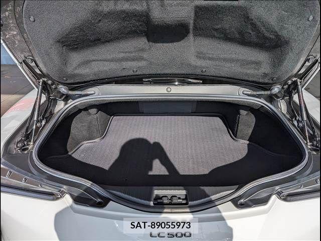 Lexus LC 2018-01 275469-14