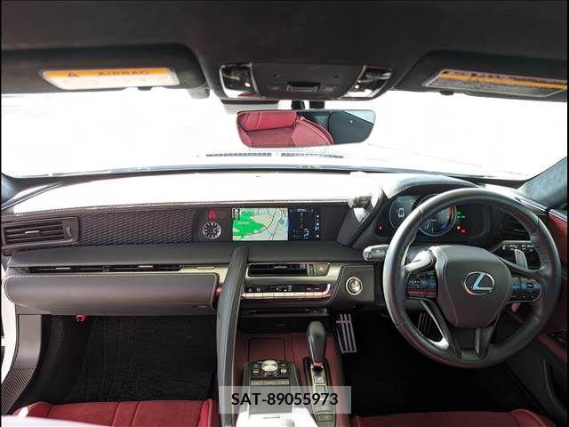 Lexus LC 2018-01 275469-1