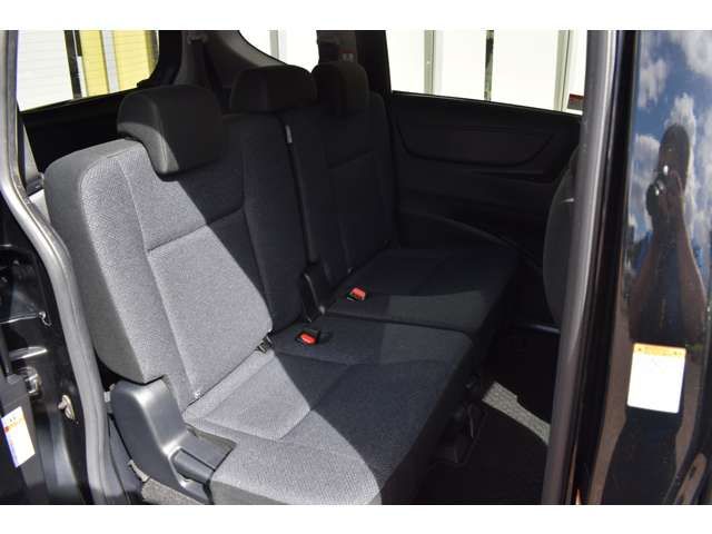 Toyota SIENTA 2017-01 23483-4