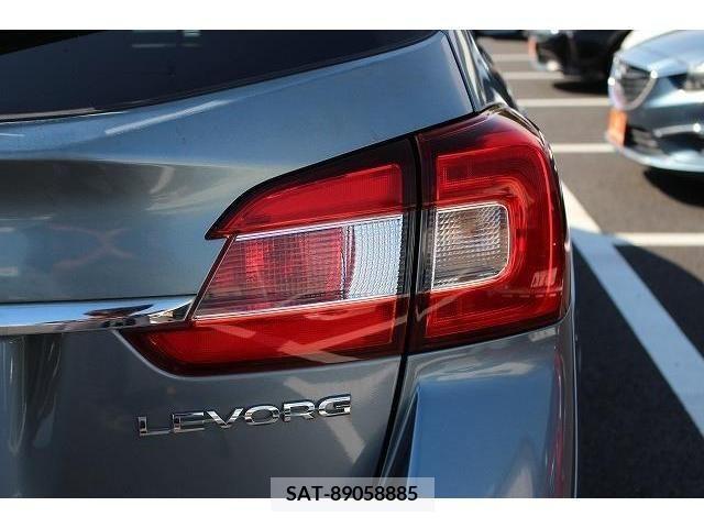 Subaru LEVORG 2014-09 352732-11