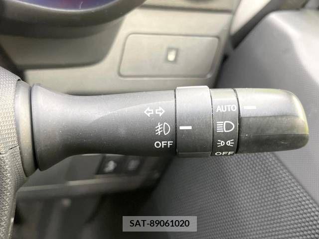 Daihatsu MOVE CUSTOM 2013-02 255044-6