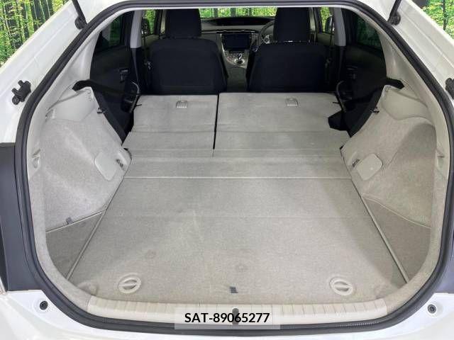 Toyota PRIUS 2015-06 383286-10