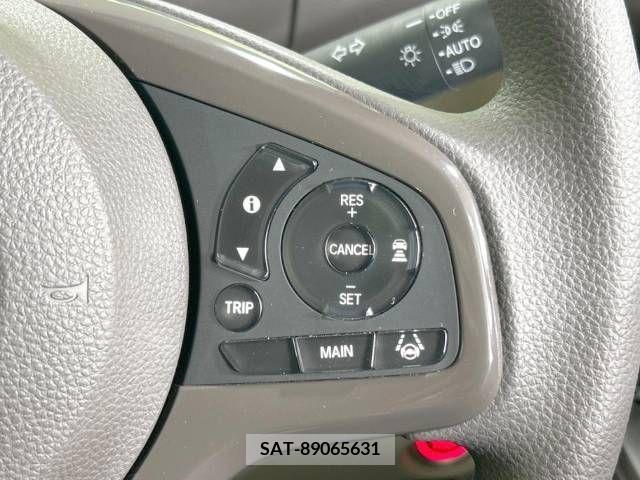 Honda N BOX 2019-03 341845-5