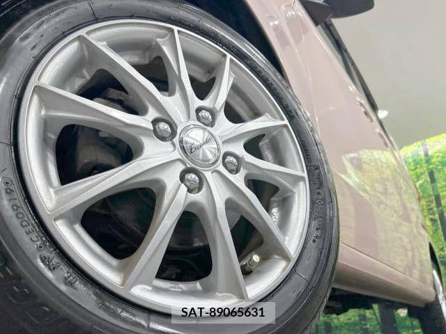Honda N BOX 2019-03 341845-12