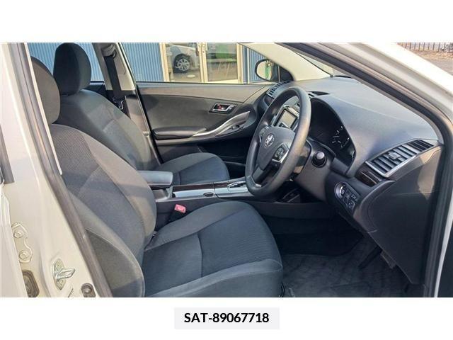 Toyota PREMIO 2018-03 373178-13