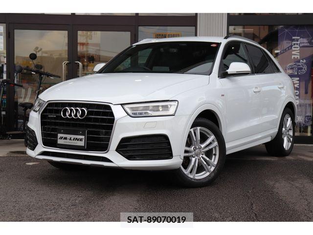 Audi Q3 2016-08 330445-0
