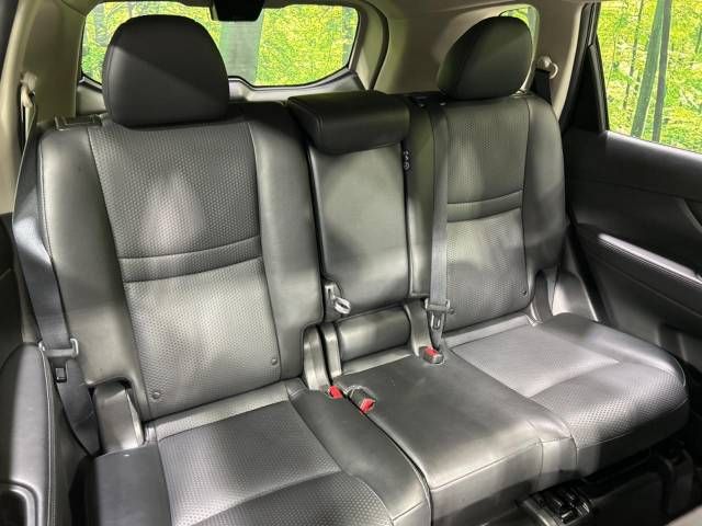 Nissan X-TRAIL 2019-02 14130-9
