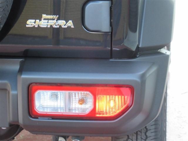 Suzuki JIMNY SIERRA 2023-10 183727-26