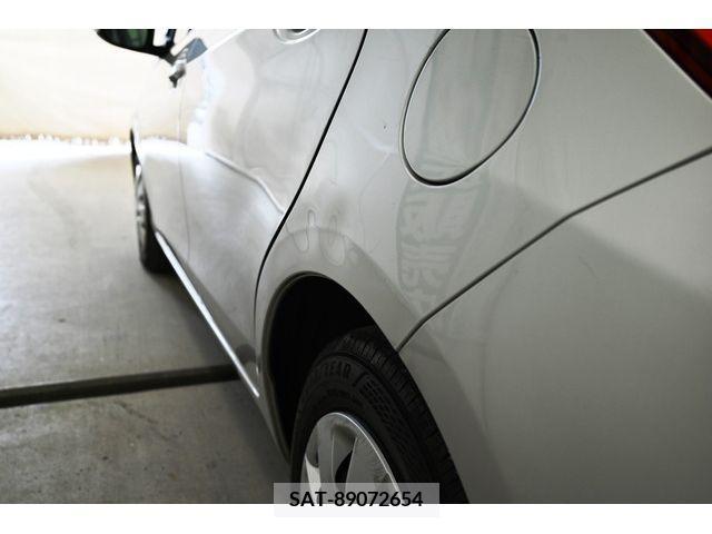 Toyota VITZ 2019-02 233631-6