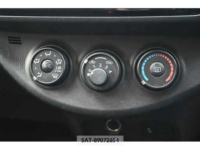 Toyota VITZ 2019-02 233631-18