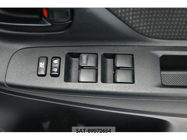 Toyota VITZ 2019-02 233631-13