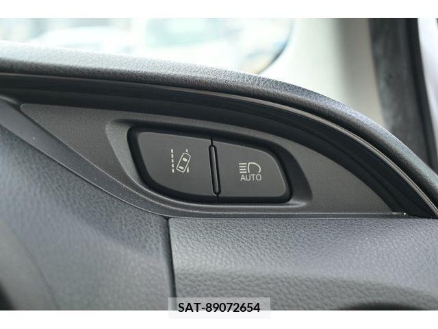 Toyota VITZ 2019-02 233631-16