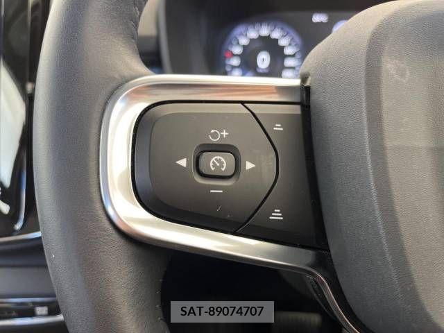 Volvo XC40 2019-07 228615-8
