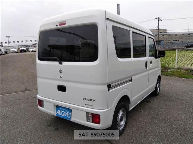 Suzuki EVERY 2023-06 268953-2