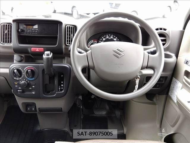 Suzuki EVERY 2023-06 268953-3