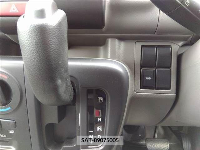 Suzuki EVERY 2023-06 268953-7
