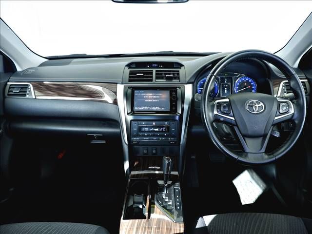 Toyota CAMRY HYBRID 2016-01 221-1