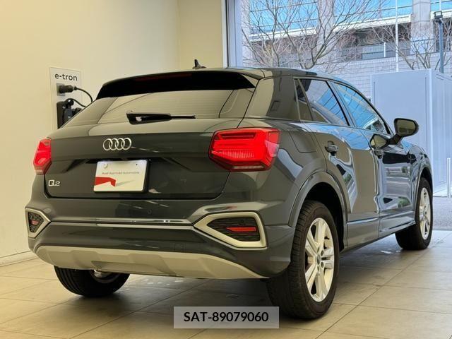 Audi Q2 2021-09 240987-1