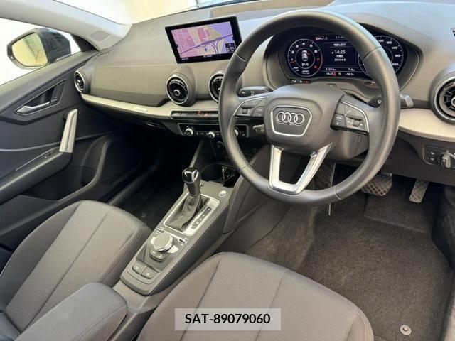 Audi Q2 2021-09 240987-7