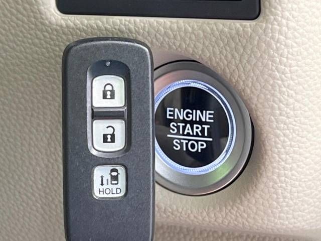 Honda N BOX 2018-08 6985-7