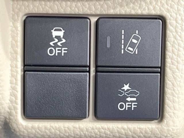 Honda N BOX 2018-08 6985-5