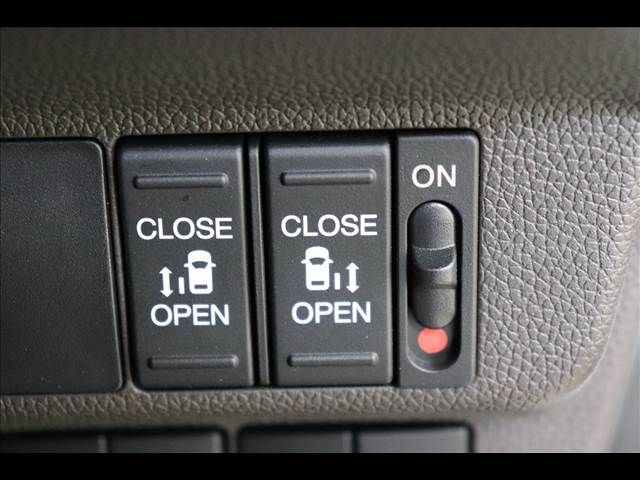 Honda FREED 2022-12 9535-4