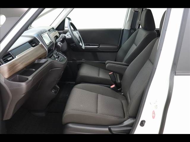 Honda FREED 2022-12 9535-10