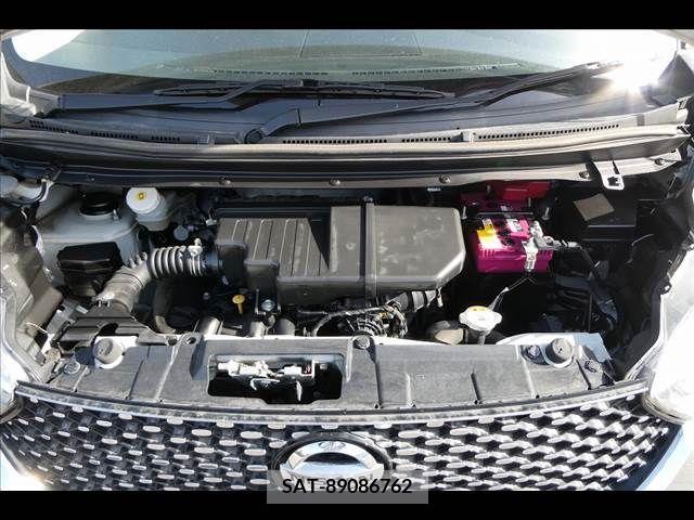 Nissan DAYZ ROOX 2017-04 267296-12