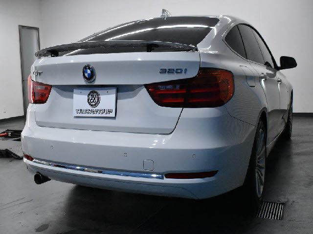 Bmw 3 SERIES 2015-09 22066-11