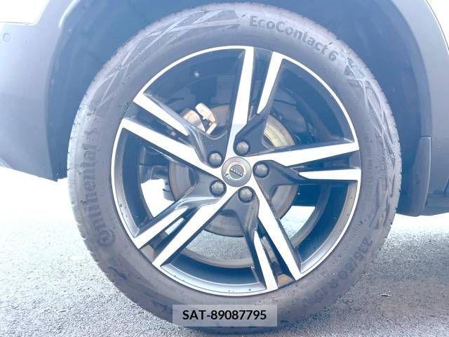Volvo XC40 2021-05 232401-14