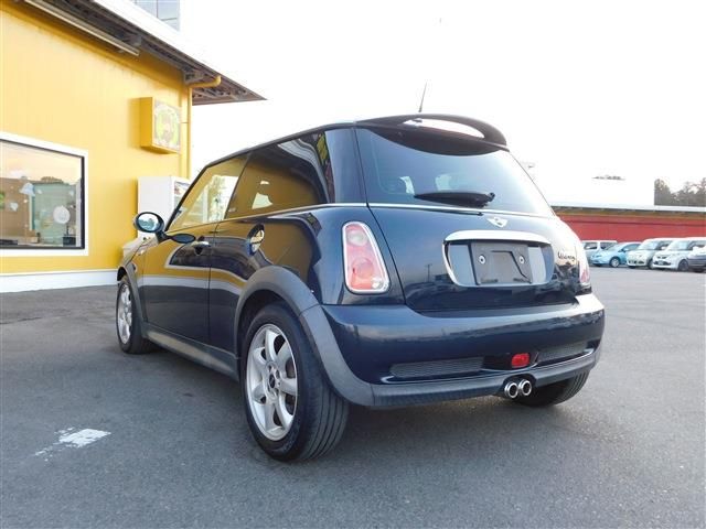 Bmw MINI 2007-02 16788-10