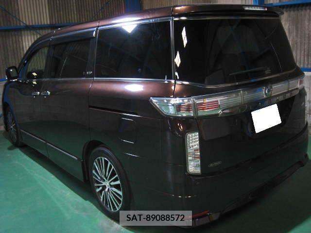 Nissan ELGRAND 2014-03 205140-1
