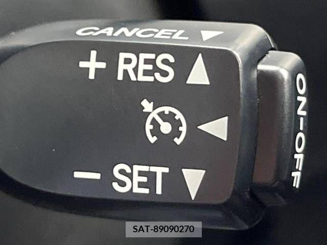 Toyota ROOMY 2017-07 393734-7