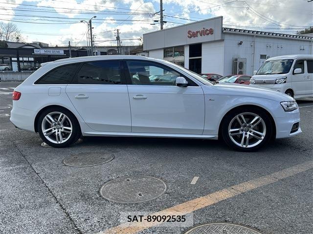 Audi A4 2015-11 261083-5