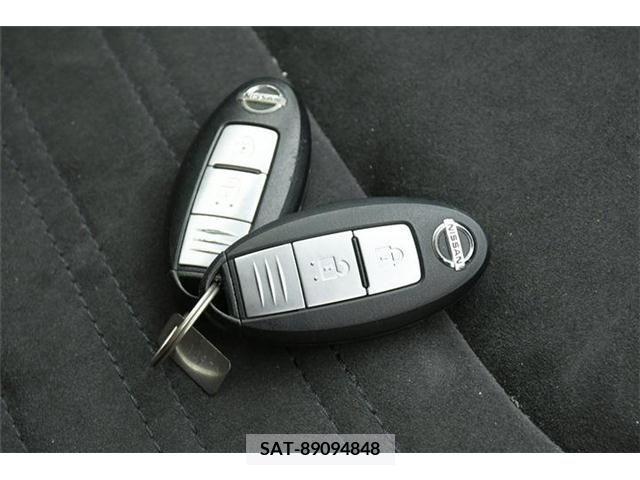 Nissan NOTE 2015-07 334978-9