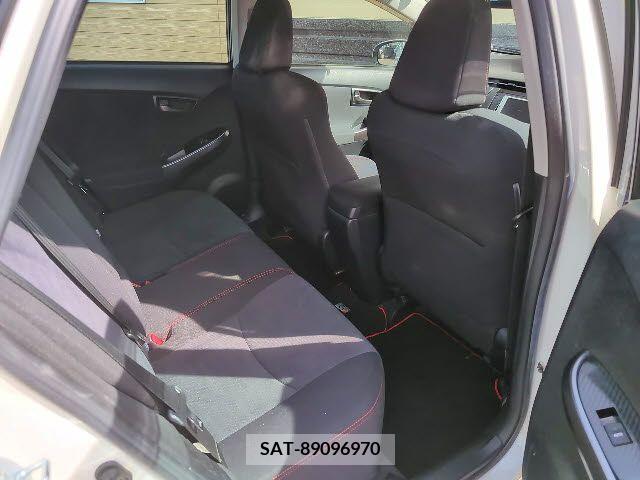Toyota PRIUS 2014-01 220899-3