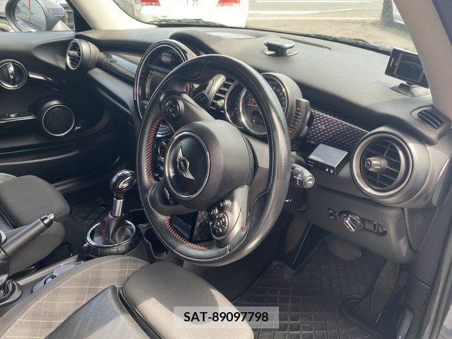 Bmw MINI 2015-06 389722-23