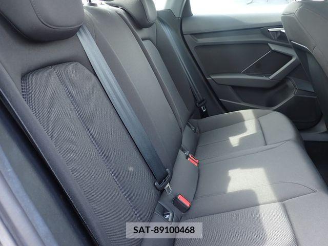Audi A3 SEDAN 2021-06 245934-24
