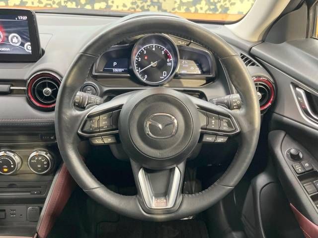 Mazda CX-3 2017-04 26375-11