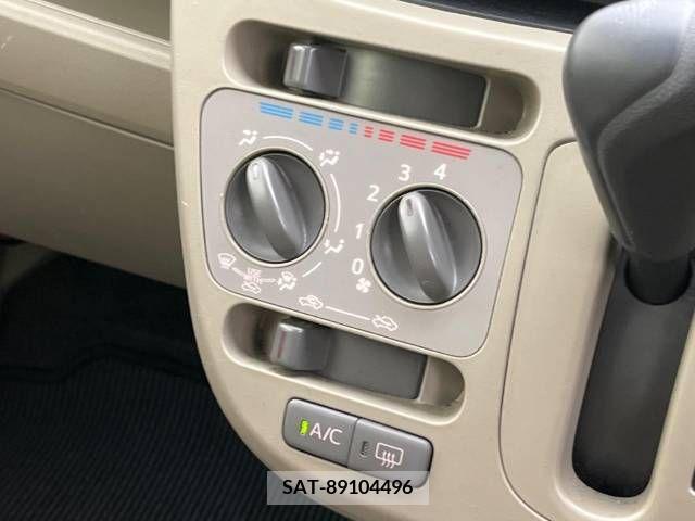 Daihatsu MOVE 2013-09 327305-6
