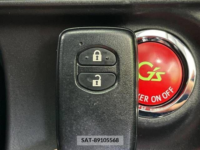 Toyota AQUA 2016-06 260524-5
