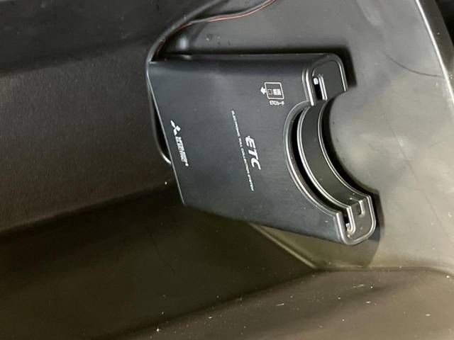 Toyota RAV4 2020-06 10625-6