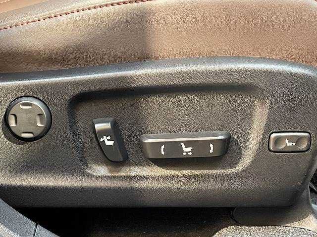Lexus RX 2020-01 22966-8