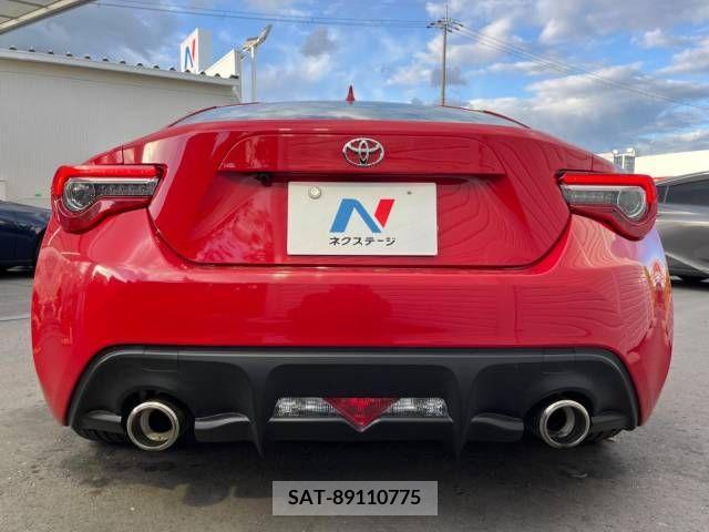 Toyota 86 2017-02 258621-15