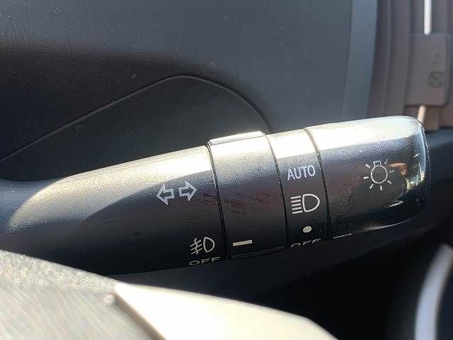 Toyota PRIUS 2014-03 26898-11
